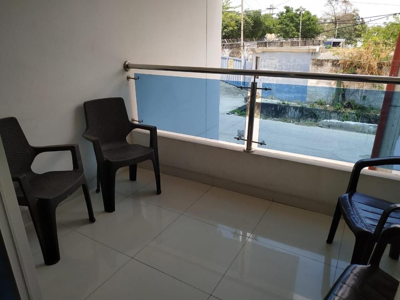 La Mar Hotel